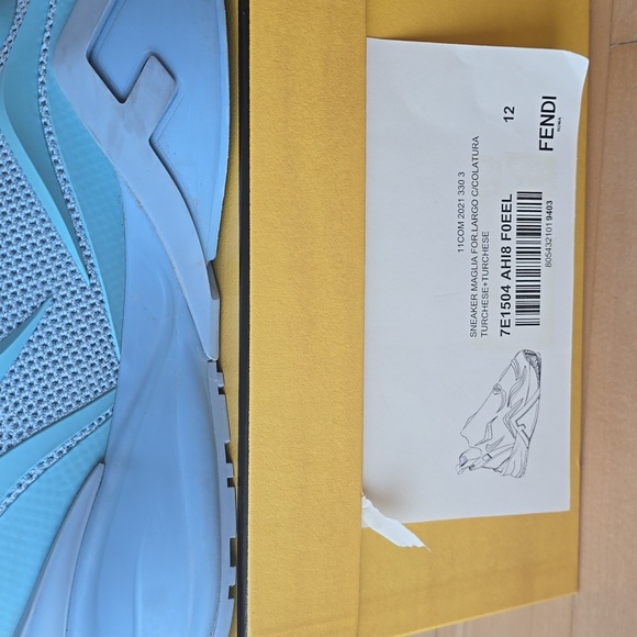 FENDI Men Mesh Shoes - Picture 9 of 9